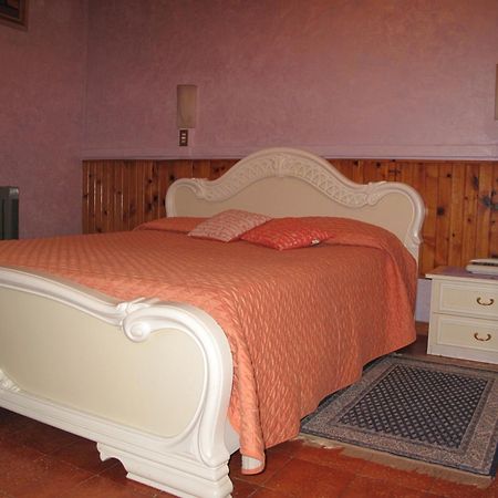 Hotel Ristorante La Nuova Fattoria Carsoli Habitación foto