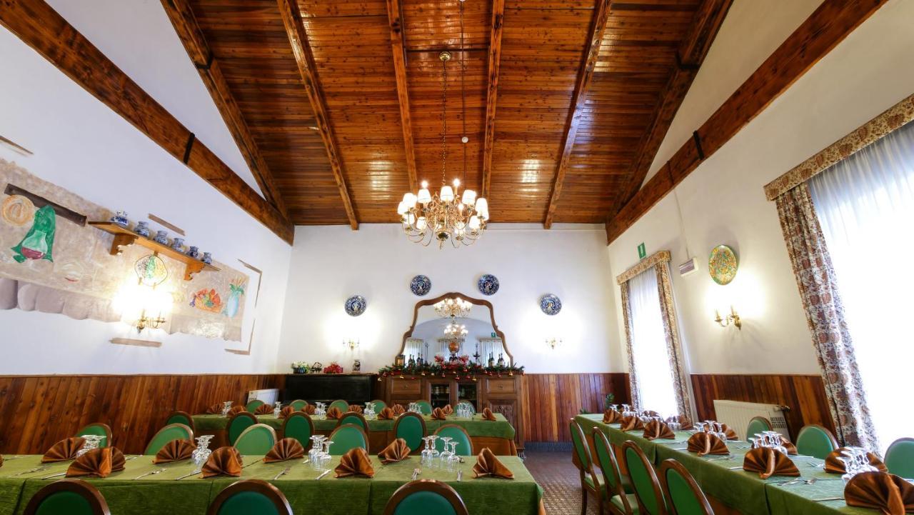 Hotel Ristorante La Nuova Fattoria Carsoli Exterior foto